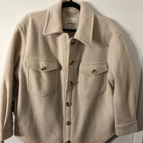 Med beige ‘Wilfred free’ aritzia jacket - 100% Merino Wool - Picture 1 of 7